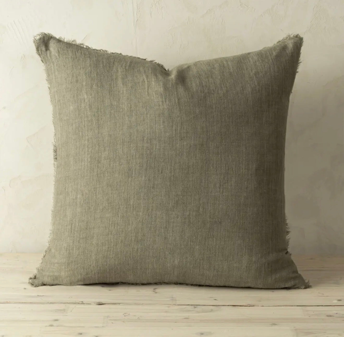 Lina Linen Pillow 24x24